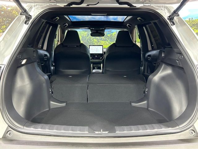 TOYOTA COROLLA CROSS HYBRID 2025 Image 31