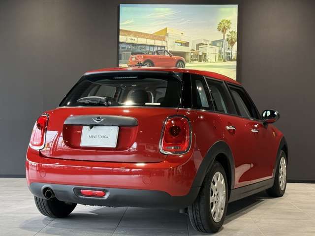 BMW MINI ONE 5DOOR 2016 Image 31