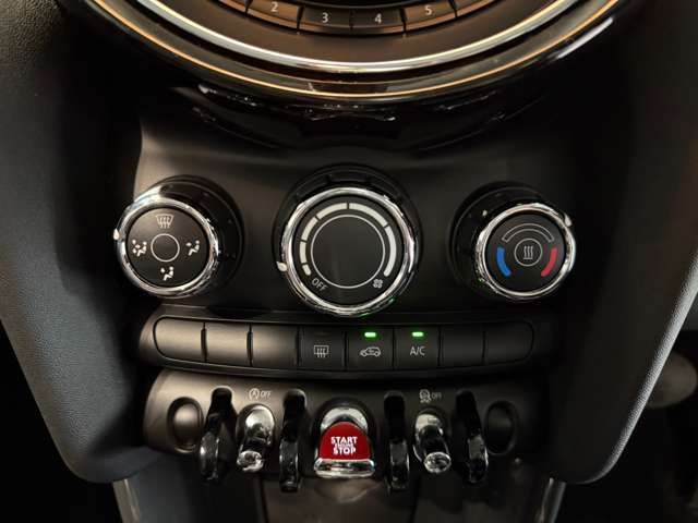 BMW MINI ONE 5DOOR 2016 Image 31