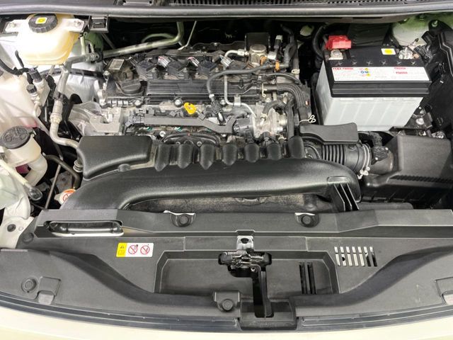 TOYOTA VOXY 2022 Image 31