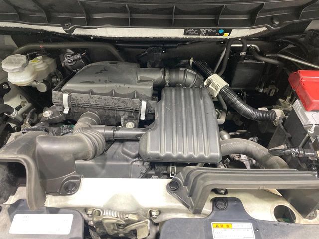 SUZUKI SPACIA CUSTOM 2018 Image 31