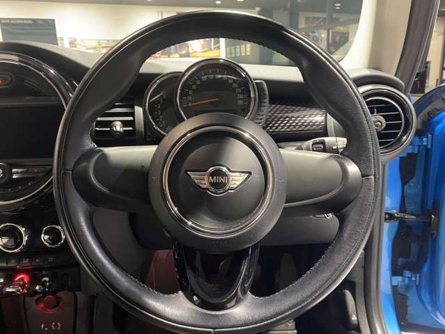 BMW MINI COOPER S 2016 Image 31