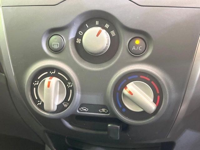 NISSAN NOTE 2014 Image 31