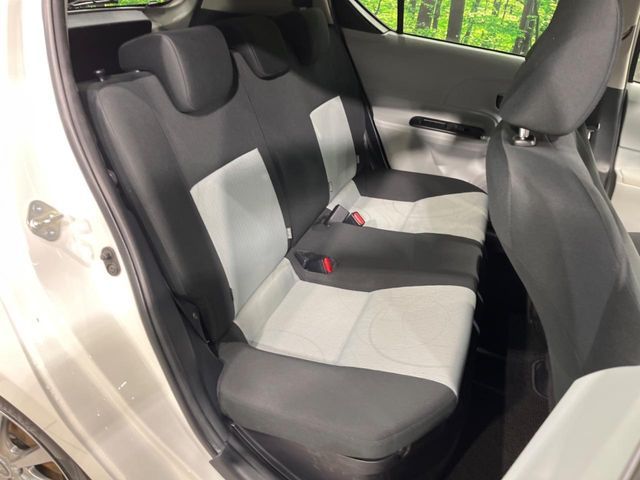 TOYOTA AQUA 2013 Image 31