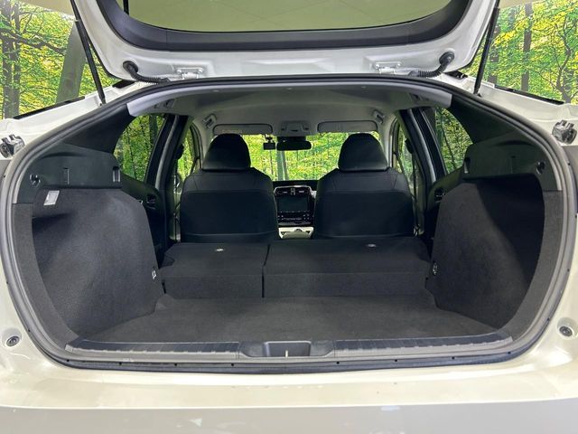 TOYOTA PRIUS 2018 Image 31