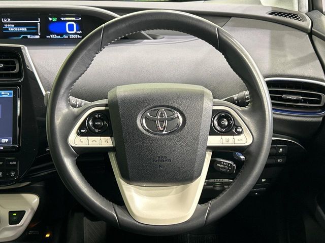 TOYOTA PRIUS 2018 Image 31