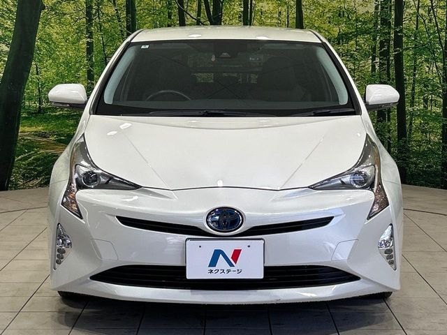 TOYOTA PRIUS 2018 Image 31