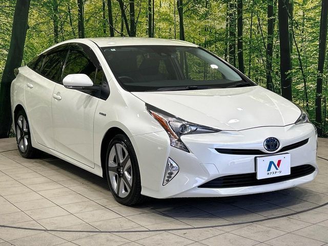 TOYOTA PRIUS 2018 Image 31