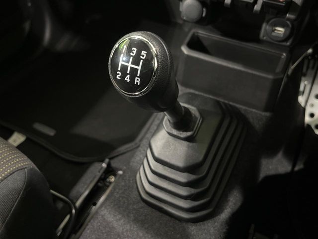 SUZUKI JIMNY 4WD 2022 Image 31
