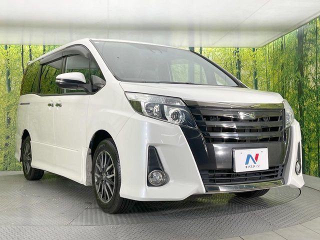 TOYOTA NOAH 2017 Image 31
