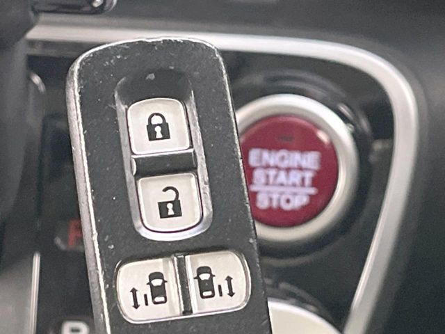 HONDA N BOX CUSTOM 2015 Image 31