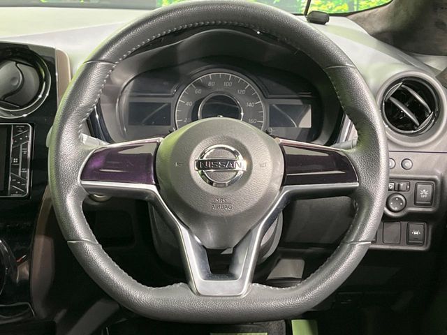 NISSAN NOTE 2017 Image 31