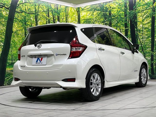 NISSAN NOTE 2017 Image 31