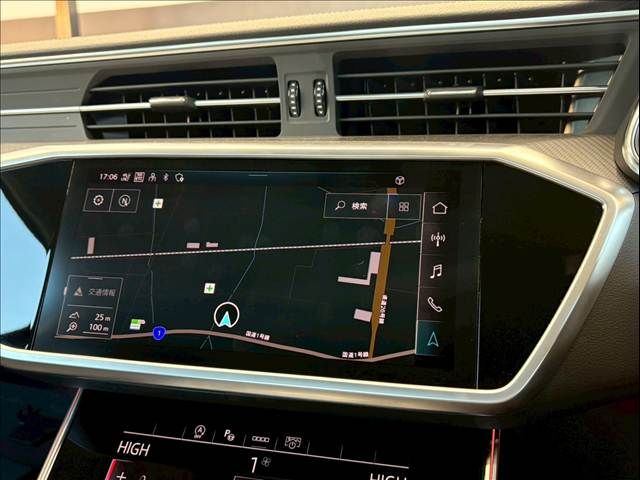 AUDI A6 2022 Image 31