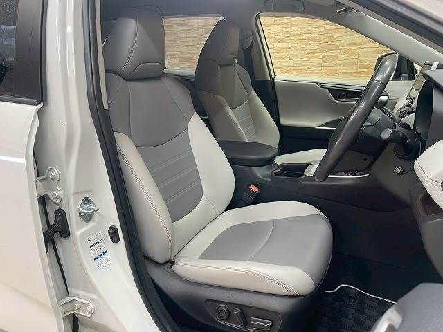 TOYOTA RAV4 HYBRID 4WD 2019 Image 31