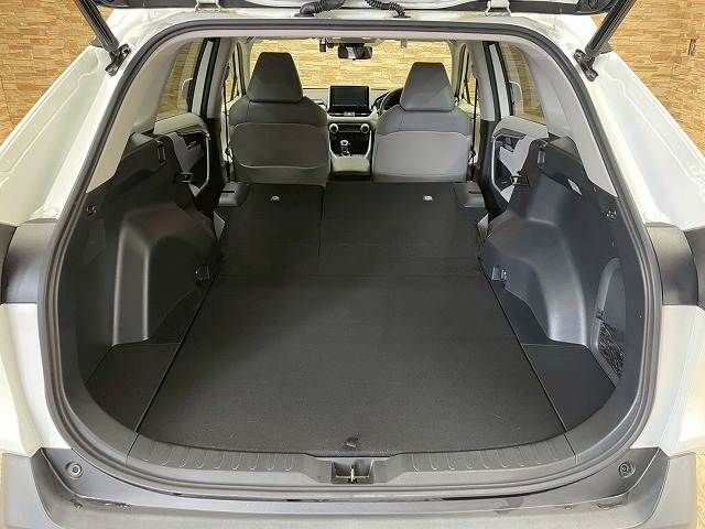 TOYOTA RAV4 HYBRID 4WD 2019 Image 31