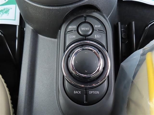 BMW MINI COOPER 5DOOR 2023 Image 31