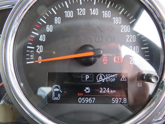 BMW MINI COOPER 5DOOR 2023 Image 31