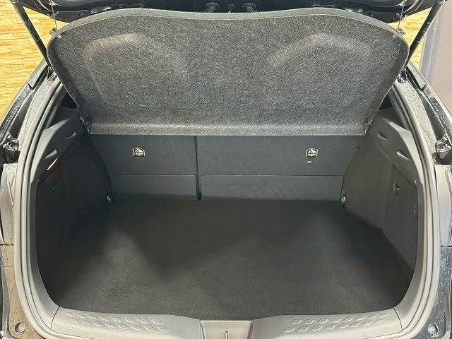 TOYOTA C-HR 2020 Image 31