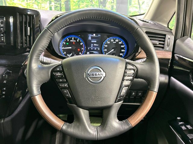 NISSAN ELGRAND 2021 Image 31