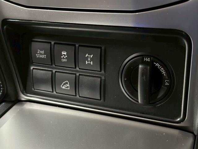 TOYOTA LANDCRUISER PRADO 2021 Image 31