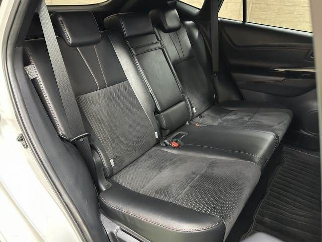 TOYOTA HARRIER 2WD 2017 Image 31