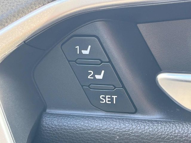 TOYOTA RAV4 4WD 2023 Image 31