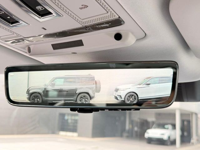 ROVER DEFENDER 2025 Image 31