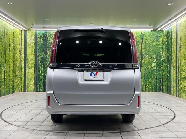 TOYOTA NOAH 4WD 2017 Image 31