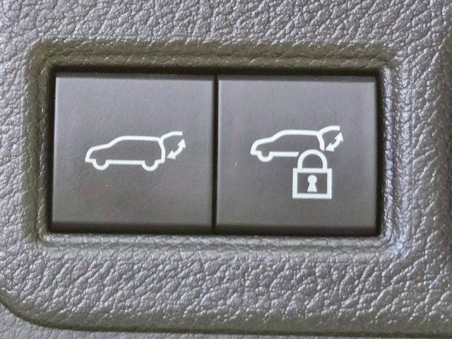 TOYOTA HARRIER 2WD 2023 Image 31