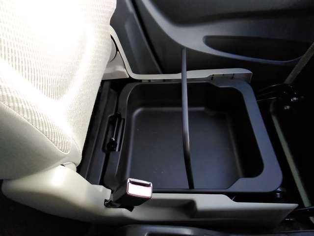 SUZUKI WAGON R 2013 Image 31