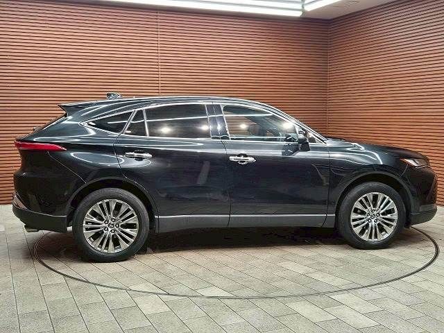 TOYOTA HARRIER HYBRID 2023 Image 31