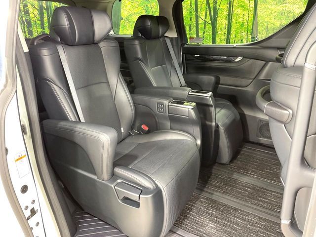 TOYOTA ALPHARD 2018 Image 31