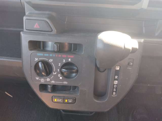 DAIHATSU HIJET CADDIE 2019 Image 31