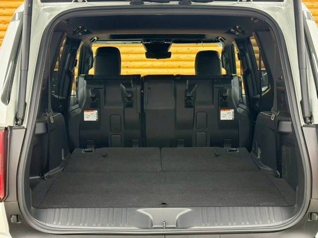 TOYOTA LANDCRUISER 250 2024 Image 31