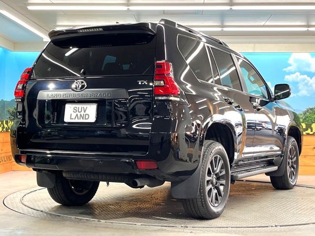 TOYOTA LANDCRUISER PRADO 2023 Image 31