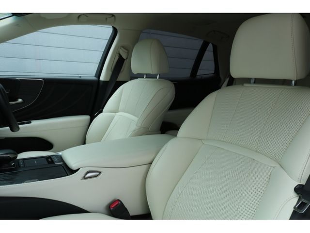 TOYOTA LEXUS LS500 2021 Image 31