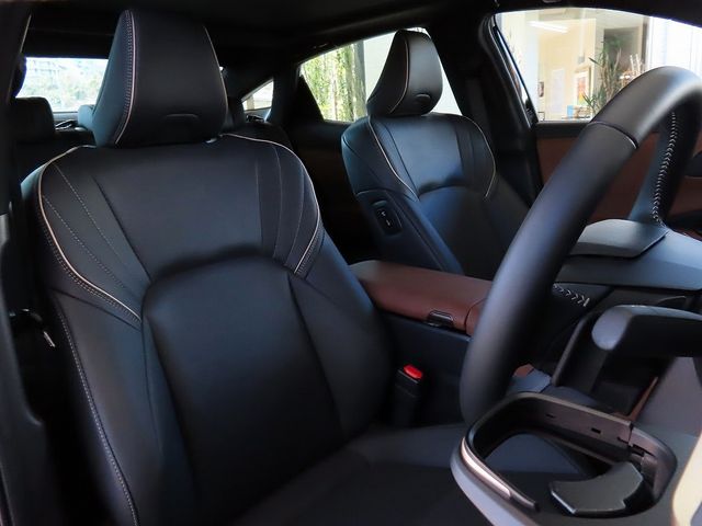 TOYOTA CROWN CROSSOVER 2025 Image 31