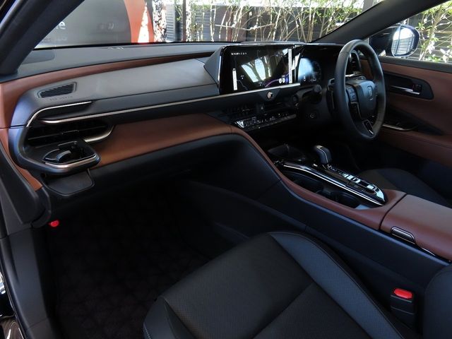 TOYOTA CROWN CROSSOVER 2025 Image 31