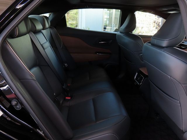 TOYOTA CROWN CROSSOVER 2025 Image 31