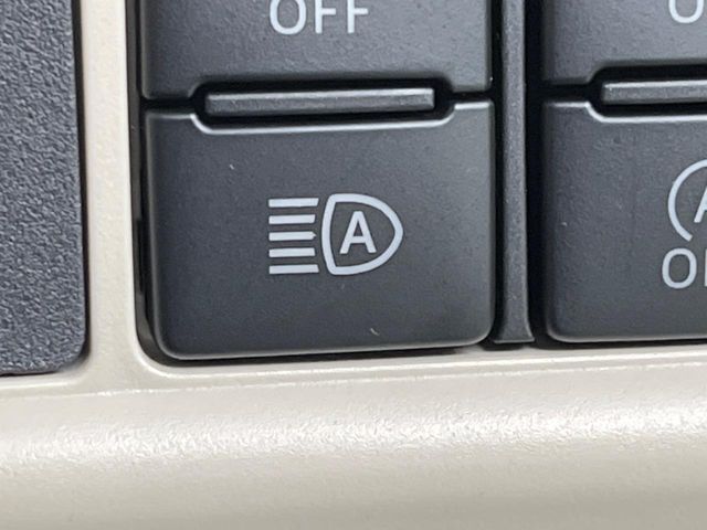 DAIHATSU MOVE CANBUS 4WD 2019 Image 31