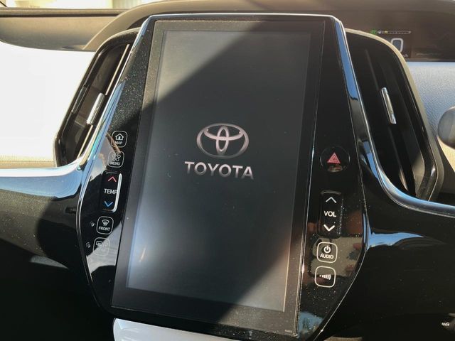 TOYOTA PRIUS PHV 2017 Image 31