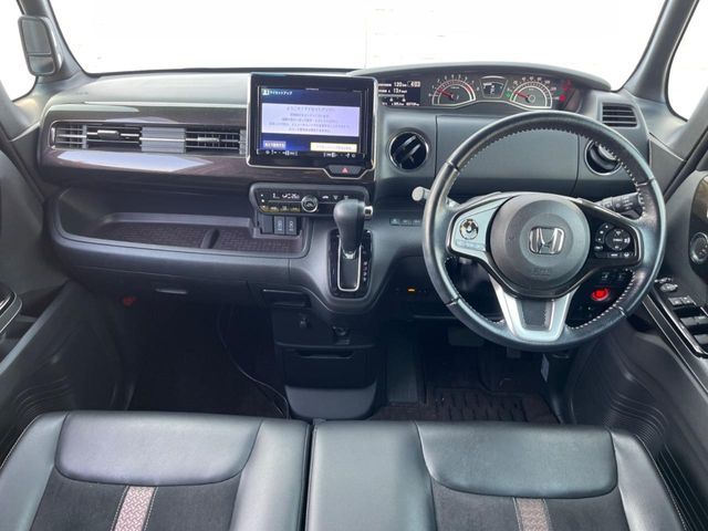 HONDA N BOX CUSTOM 2018 Image 31