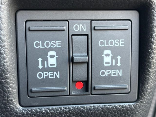 HONDA N BOX CUSTOM 2018 Image 31