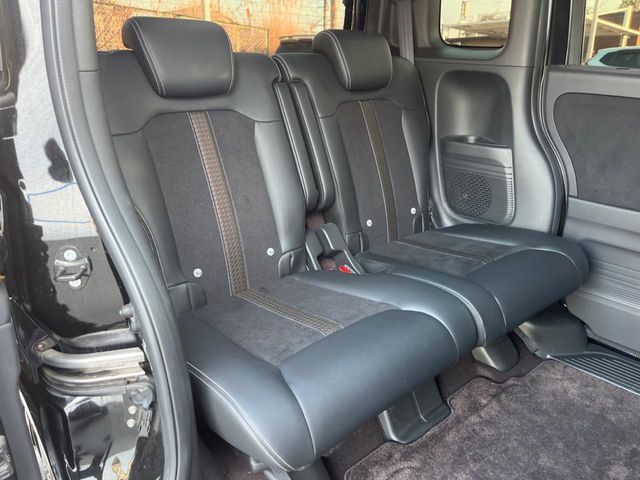 HONDA N BOX CUSTOM 2018 Image 31