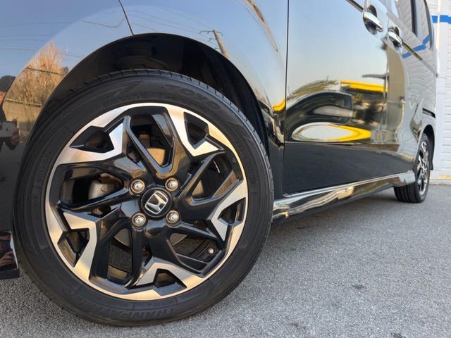 HONDA N BOX CUSTOM 2018 Image 31