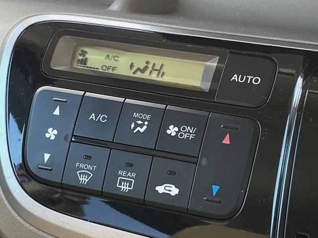 HONDA N BOX 2013 Image 31