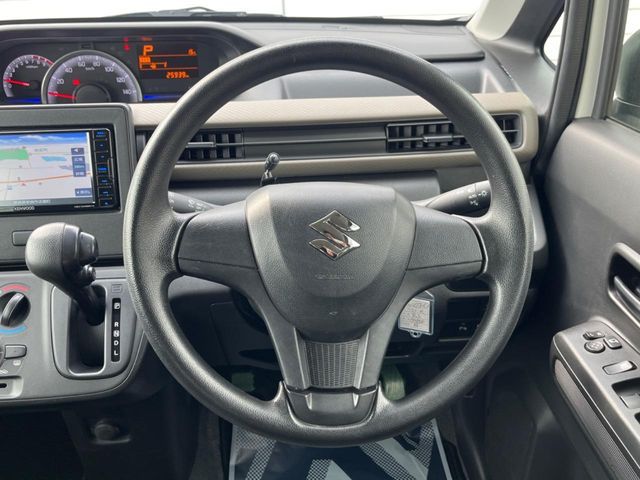 SUZUKI WAGON R 2021 Image 31