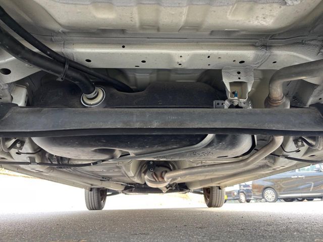 SUZUKI WAGON R 2021 Image 31