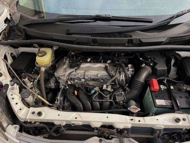 TOYOTA VOXY 2013 Image 31